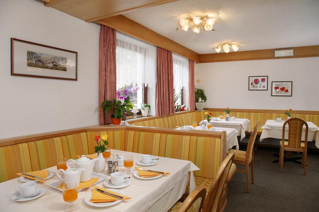 Alpshotel Bergland Pfelders Exterior photo